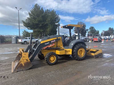 2016 John Deere 210LE 4x4 Chargeuse paysagisme