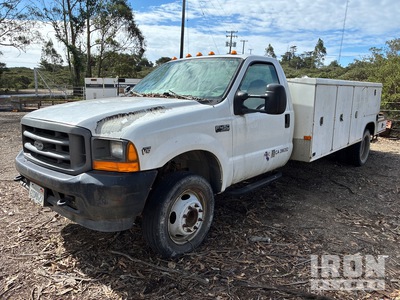 2001 Ford F-450 XL 4x2 Utility Truck