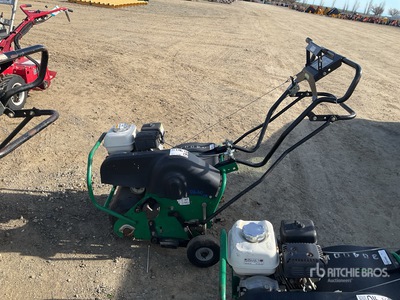 2018 Ryan Lawnaire IV Aérateur