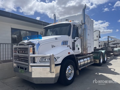 2013 Mack T/A Day Cab Truck Tractor