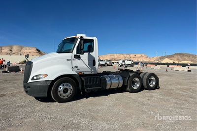 2020 International RH613 6x4 Ciągnik siodłowy T/A z kabiną dzienną