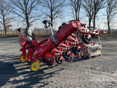 2022 Poettinger FLEXCARE V 6200 Estrattore erbacce