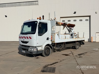 Telecom E10 on 2000 Renault Midlum 150 4x2 Camion Tarriere Digger Derrick Truck