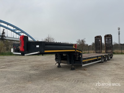 2018 LOUAULT 31700 kg Tri/A Semi-Remorque Porte-Engin 3 Essieux مقطورة لوبوي