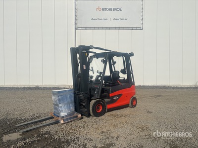 2018 Linde E25L-01 2500 kg Electric Forklift