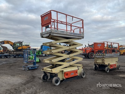 2013 JLG 3246ES Electric Scissor Lift