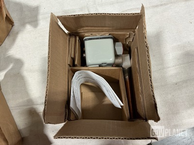 (4) Detroit Switch 222-32 NH2 Thermostatic Switches