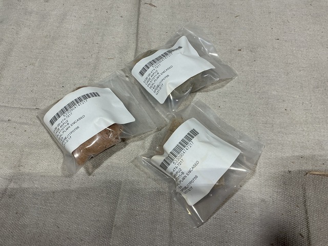 (31) 411011 Plain Encased Seals