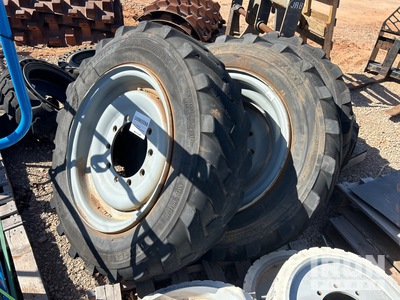 Quantity of (4) Extemelift EXL-T1 330/85-28 Tires