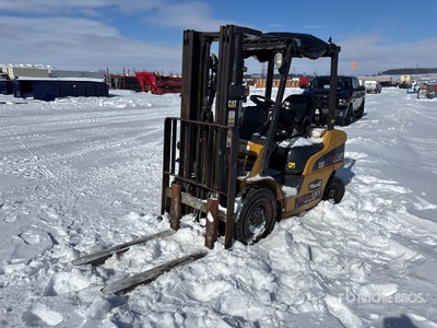 Cat P5000 Pneumatic Tire Carrelli Elevatori