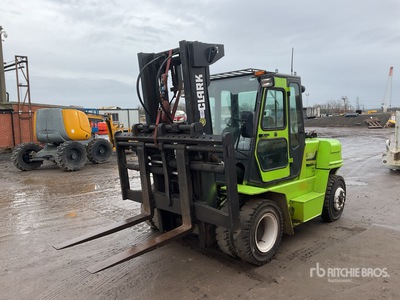 2013 Clark C70L 7000 kg Forklift