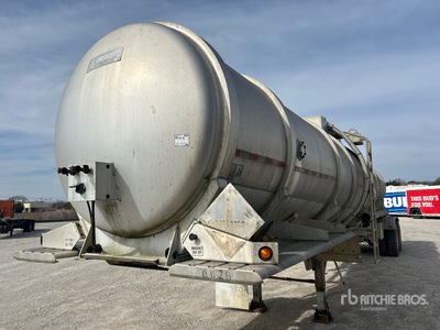 2011 Dragon 8400 gal T/A Tanker Trailer