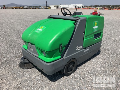 2020 Tennant S20 Limpiadora de Pisos / Floor Sweeper