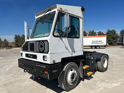 2020 Capacity Sabre 5 4x2 Trattore portuale