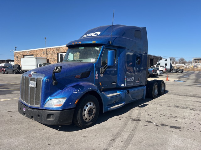2021 Peterbilt 579 6x4 T/A Sleeper Truck Tractor