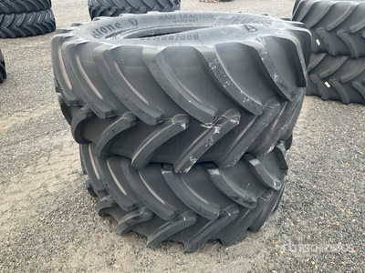 Quantity of (2) Firestone 800/65R32 MT-HARV TL 178A8178B Tires