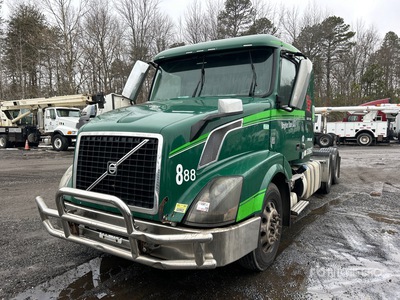 2013 Volvo VNL 6x4 T/A Sleeper Truck Tractor (Inoperable)