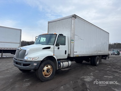 2018 International 4300 4x2 Van Truck