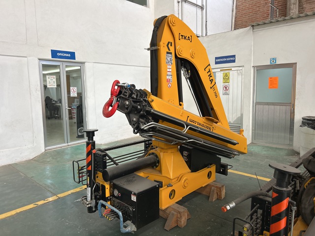 2023 TKA TKA17700 Hydraulic 15900 lb Grua Articulada para Montar sobre Camion (Sin Usar) / Knucle Boom  - Fits Truck (Unused)