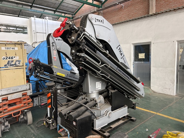 2023 TKA TKA30700 Hydraulic 22500 lb Grua Articulada para Montar sobre Camion (Sin Usar) / Knucle Boom  - Fits Truck (Unused)