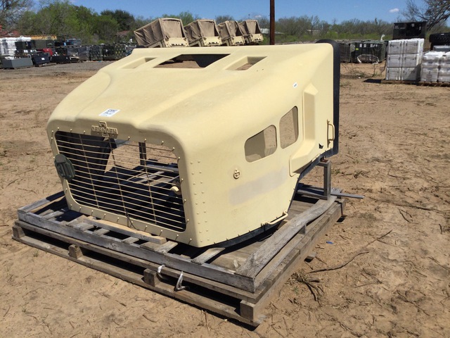 Oshkosh 3971951 Engine Compartment Hood