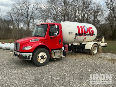 2016 Freightliner M2 106 2800 gal 4x2 Tankwagen