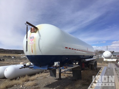 1977 Trinity 10500 gal T/A Tanker Trailer