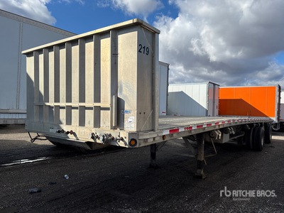 2016 Reitnouer Big Bubba 45 ft T/A Spread Axle Remorque à plateau