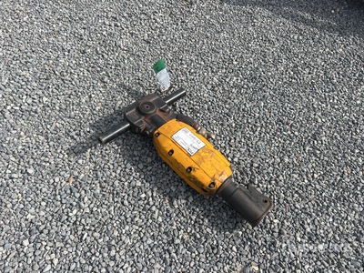 2016 Atlas Copco TEX140 Pneumatic Demolition Breaker