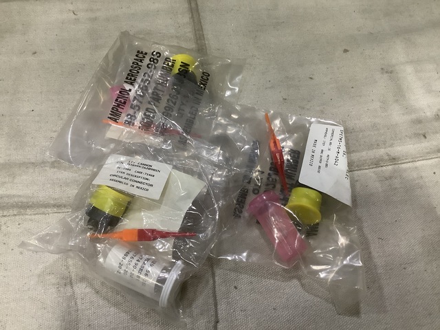 (148) ITT Cannon D38999-26JB98SN Electrical Plug Connectors