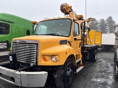 National 400B 10 ton Straight Boom on 2006 Freightliner M2106 Camion à Fèche