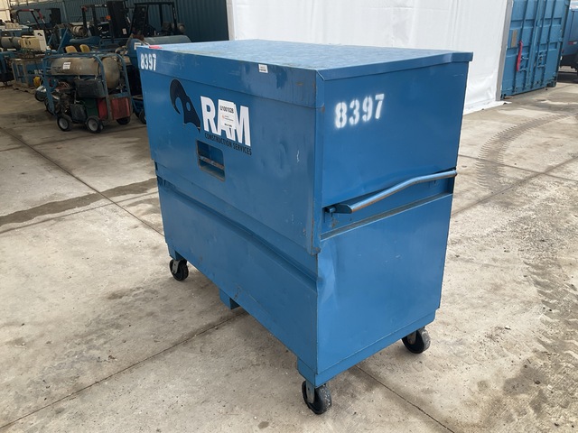 Knaack 89 Job Site Box