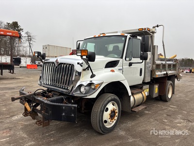 2012 International 7300 4x2 4x2 Schneepflug-Lastzug