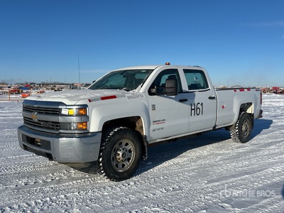 2018 Chevrolet Silverado 3500HD 4x4 Crew Cab Pickup