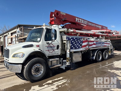 2014 Alliance 38 38 m on 2015 Freightliner M2 106 6x4 Camion transportador de hormigon