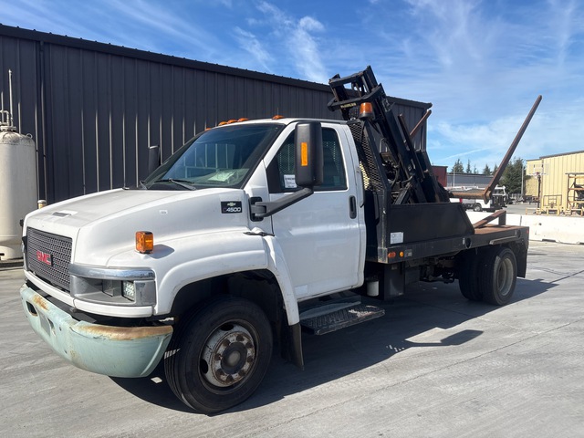 2006 GMC C4500 4x2 Bin Waste Collection Truck