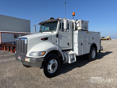 2007 Peterbilt 335 4x2 Service Truck