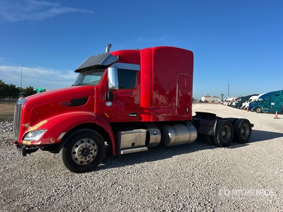 2015 Peterbilt 579 6x4 Sleeper Truck Tractor