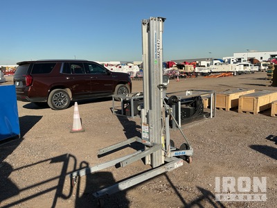 2018 Genie SLC-18 رافعة المواد