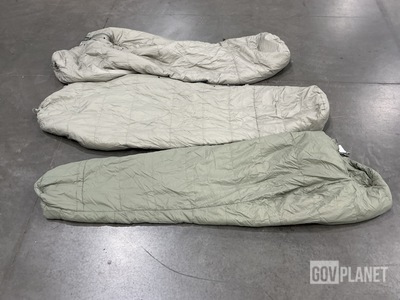 (27) Sleeping Bags