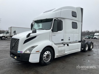 2019 Volvo VNL860 6x4 T/A Sleeper Truck Tractor