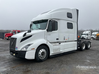 2019 Volvo VNL860 6x4 T/A Sleeper Truck Tractor