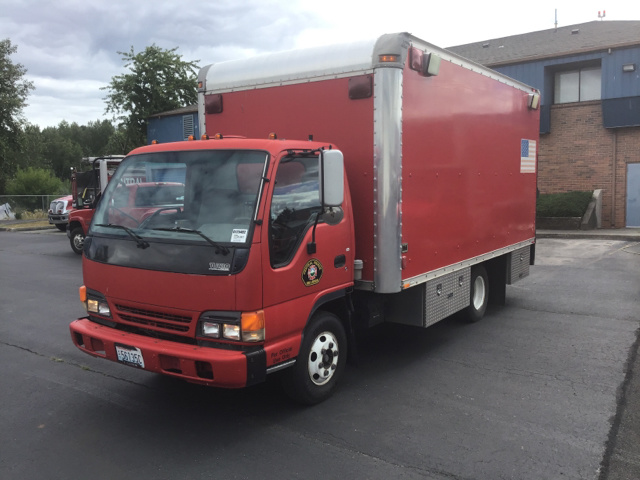 1998 Isuzu NPR Van Truck