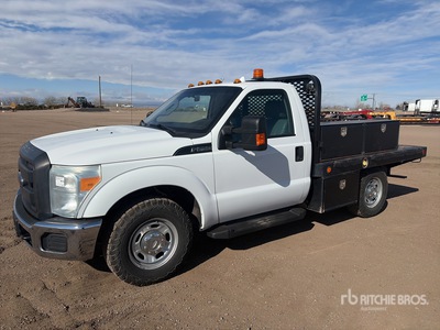 2013 Ford F-250 4x2 Flatbed Truck