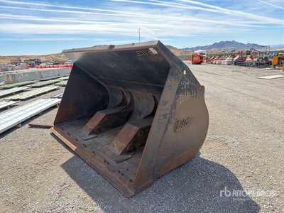 118 in Wheel Loader Bucket