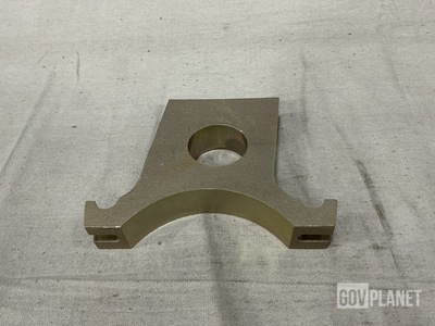 (80) L3 Communications E8CR107-002 Engine Accessory Brackets