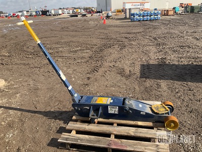 Hein-Werner HW93660 Hydraulic Service Jack