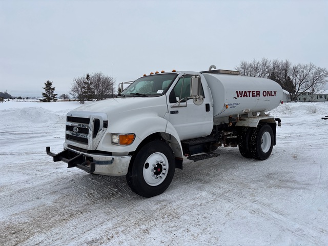 2006 Ford F-750 XL 4x2 Water Truck