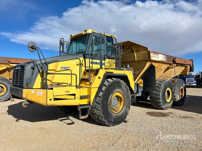 Komatsu HM400-3 Articulated Dump Truck (Inoperable)