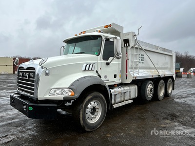 2013 Mack GU813 Granite 8x4 4-Achs Kipper-Lkw